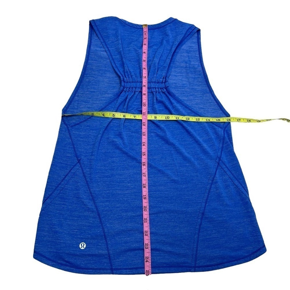 LULULEMON In A Cinch Tank Heathered Blue
Athletic Training Workout Running Top 6 - Picture 6 of 7
